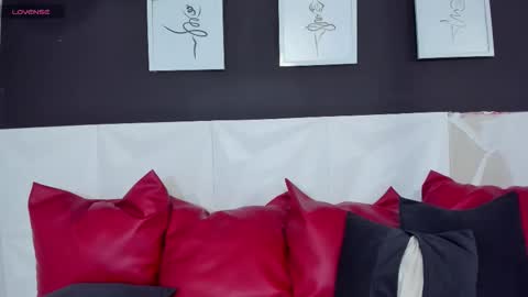 Sofi  online show from November 14, 2:49 pm