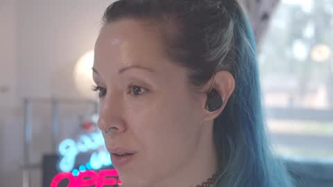 Sofi Mora online show from January 5, 3:23 pm