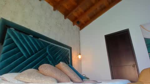 Sofi online show from February 14, 11:18 am