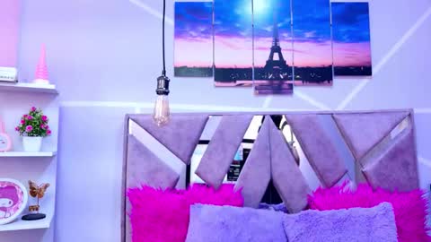 Snapshot of sofi_noa chatting on October 24, 11:17 am Sofi Noa online show from October 24, 11:17 am