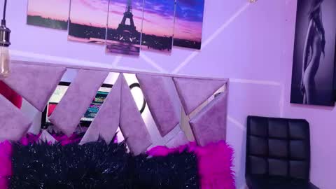 Snapshot of sofi_noa chatting on November 19, 11:32 am Sofi Noa online show from November 19, 11:32 am