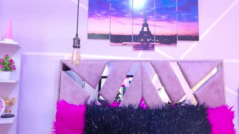 Snapshot of sofi_noa chatting on November 24, 11:21 am Sofi Noa online show from November 24, 11:21 am