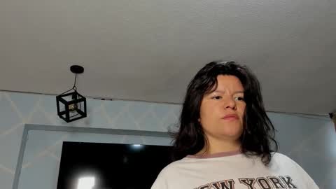 Snapshot of sofi_noa chatting on December 17, 11:27 am Sofi Noa online show from December 17, 11:27 am