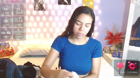 sofi smith online show from December 27, 9:11 pm