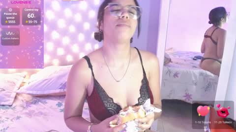 sofi smith online show from January 4, 10:24 pm