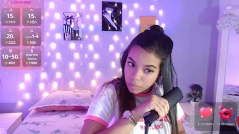sofi smith online show from January 6, 9:43 pm