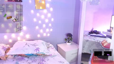 sofi smith online show from January 7, 12:45 am