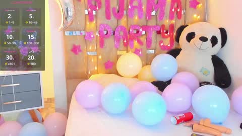 sofi smith online show from January 17, 8:33 pm