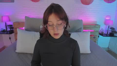 sofi_sp online show from February 25, 11:30 am