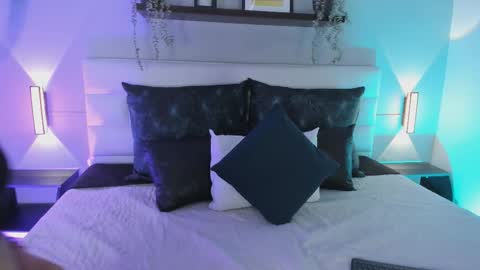 sofi_sp online show from January 9, 11:35 am