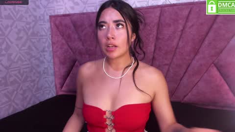 Snapshot of sofi_sweet09 chatting on December 11, 6:20 pm Susy online show from December 11, 6:20 pm