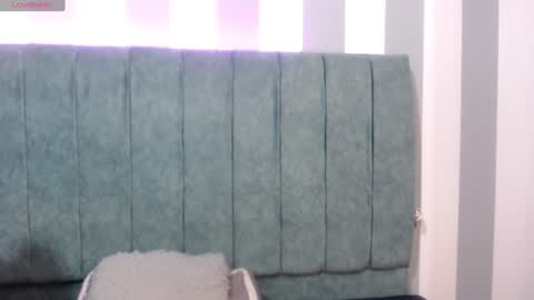 Snapshot of sofi_sweet09 chatting on December 19, 8:02 pm Susy online show from December 19, 8:02 pm