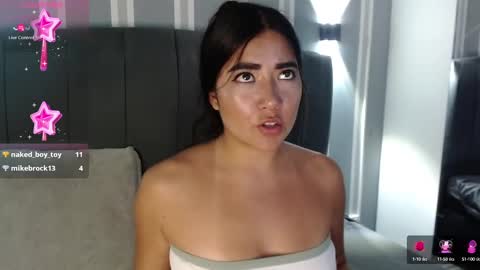 Snapshot of sofi_sweet09 chatting on February 10, 10:30 pm Susy online show from February 10, 10:30 pm