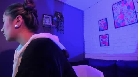 sofi  online show from November 17, 3:23 am