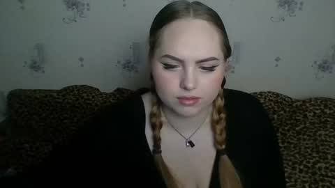 Snapshot of sofia_barbie chatting on October 5, 3:10 pm sofia barbie online show from October 5, 3:10 pm