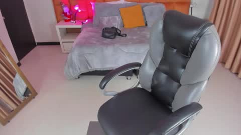 sofia_collen_ online show from November 28, 2:58 am