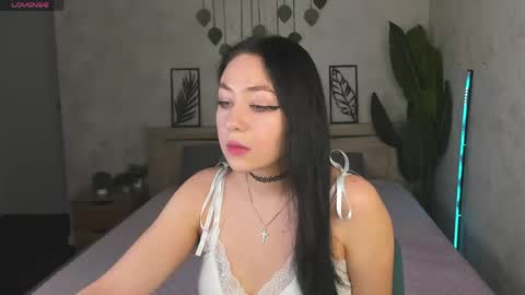 Snapshot of sofia_conner chatting on May 22, 9:37 am Sofia online show from May 22, 9:37 am