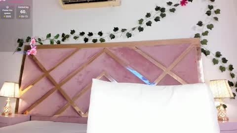 Snapshot of sofia_diiaz_ chatting on January 21, 8:32 pm online show from January 21, 8:32 pm