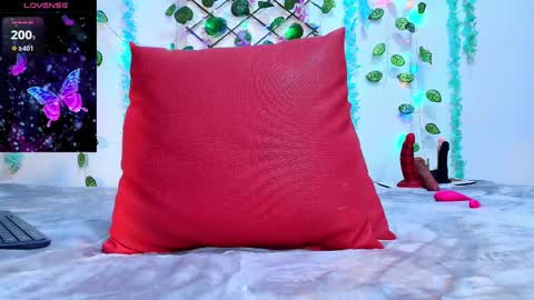 Snapshot of sofia_fer chatting on February 27, 7:47 pm sofia online show from February 27, 7:47 pm