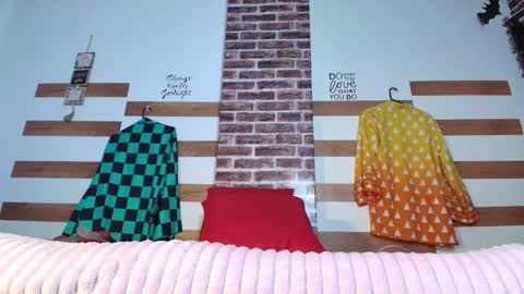 Snapshot of sofia_fer chatting on November 19, 2:33 am sofia online show from November 19, 2:33 am