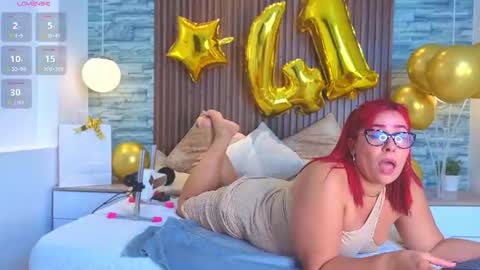 sofia_gutierrez_x online show from June 9, 7:36 pm