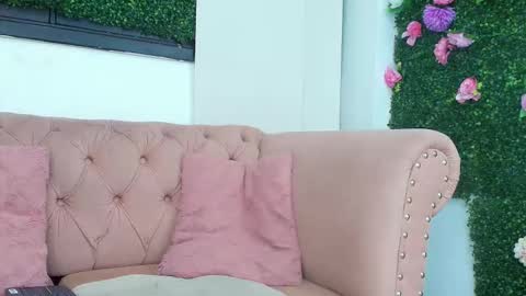 Sofi  online show from March 10, 7:41 pm