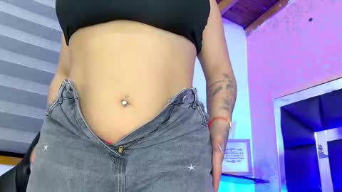 Snapshot of sofia_martinn chatting on October 16, 3:18 am Sofia online show from October 16, 3:18 am