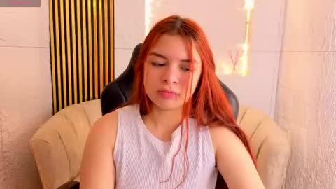 Snapshot of sofia_red_cn chatting on July 6, 3:03 pm sofia_red_cn online show from July 6, 3:03 pm