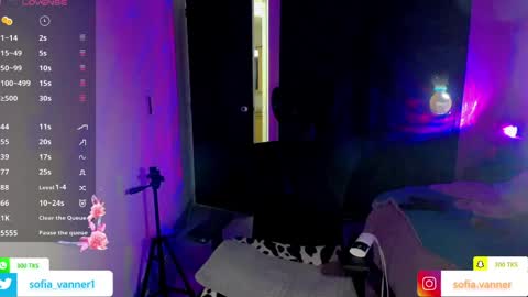 Snapshot of sofia_vanner chatting on April 23, 2:02 am SOFIA online show from April 23, 2:02 am