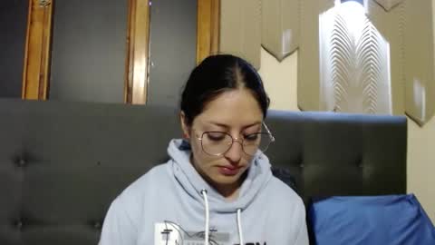 Sofa online show from September 29, 11:04 am