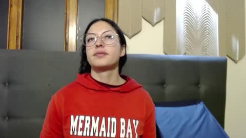 Sofa online show from September 30, 11:15 am