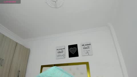 Snapshot of sofiabosch chatting on February 3, 7:51 am Sara online show from February 3, 7:51 am