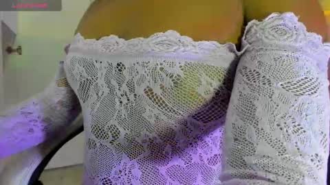 Snapshot of sofiabrouw chatting on October 7, 12:35 pm Sofia online show from October 7, 12:35 pm