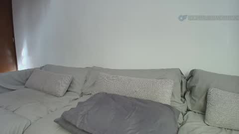 Snapshot of sofiadamon chatting on May 4, 9:00 pm Sofa Damon SCORE Girl online show from May 4, 9:00 pm