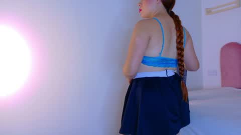 Snapshot of sofiadiamond_ chatting on June 9, 7:25 pm SOFIA DIAMOND online show from June 9, 7:25 pm