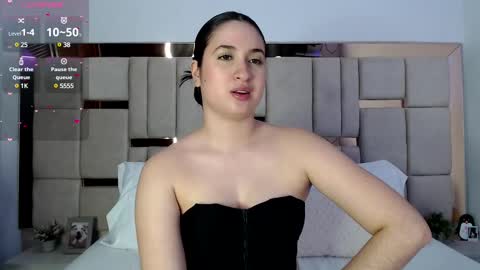 sofiaduque_26 online show from February 23, 11:47 pm