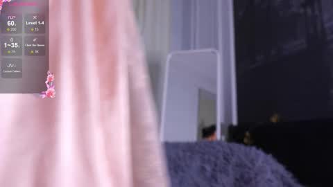 Snapshot of sofiafoster chatting on February 3, 6:40 am Sofia online show from February 3, 6:40 am