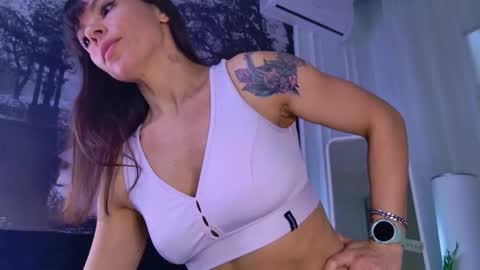 Snapshot of sofiafoster chatting on February 27, 6:57 am Sofia online show from February 27, 6:57 am