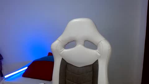 sofia online show from April 6, 4:32 am