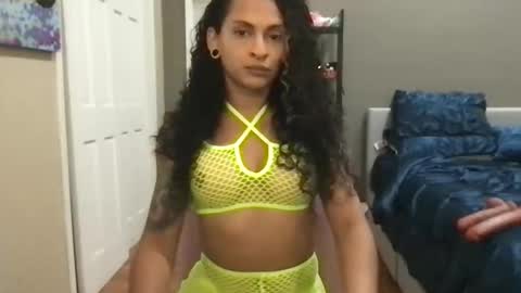 Sofia Luxx TS online show from September 21, 7:59 pm