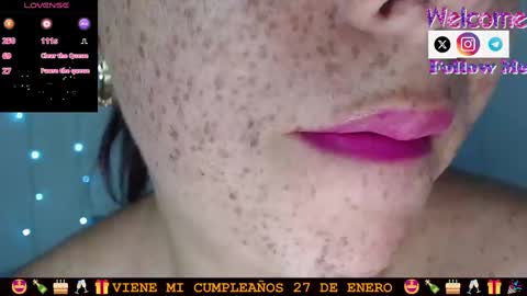 Snapshot of sofiamadisson chatting on January 25, 9:57 pm Sofia Madisson online show from January 25, 9:57 pm