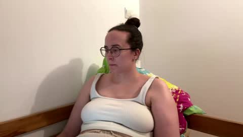Sofia online show from July 25, 8:50 pm