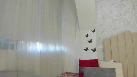 Snapshot of sofiarios04 chatting on January 19, 12:06 pm Sofia online show from January 19, 12:06 pm