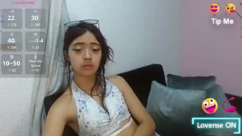 Snapshot of sofiasexygirl69 chatting on June 18, 12:20 pm sofiasexygirl69 online show from June 18, 12:20 pm