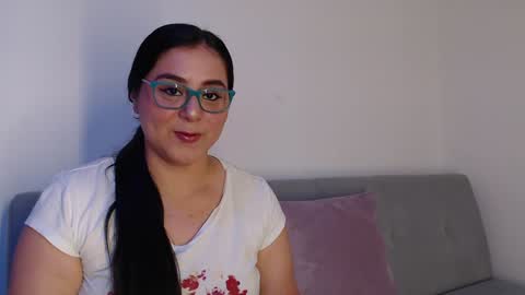 Snapshot of sofiavera_ chatting on December 1, 9:26 pm Sofia Vera online show from December 1, 9:26 pm