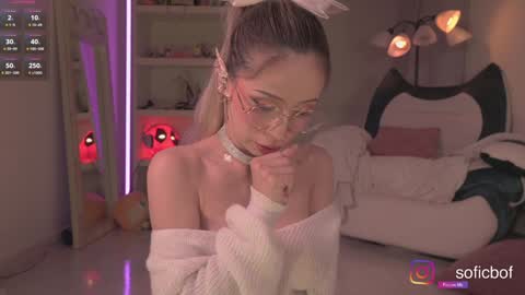 Sofi  online show from October 6, 11:57 pm