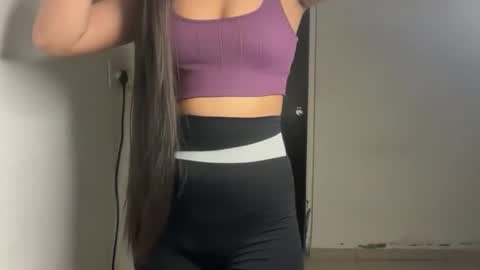 Snapshot of sofie_diva chatting on October 16, 6:09 pm divya online show from October 16, 6:09 pm