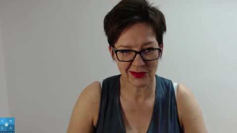 Sofie Velvet online show from October 5, 6:12 am