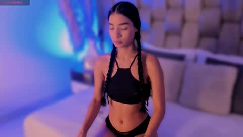  sofie  online show from December 4, 10:18 pm