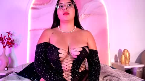 Snapshot of sofii_lopezz chatting on February 3, 12:47 pm Sofii Lopezz online show from February 3, 12:47 pm